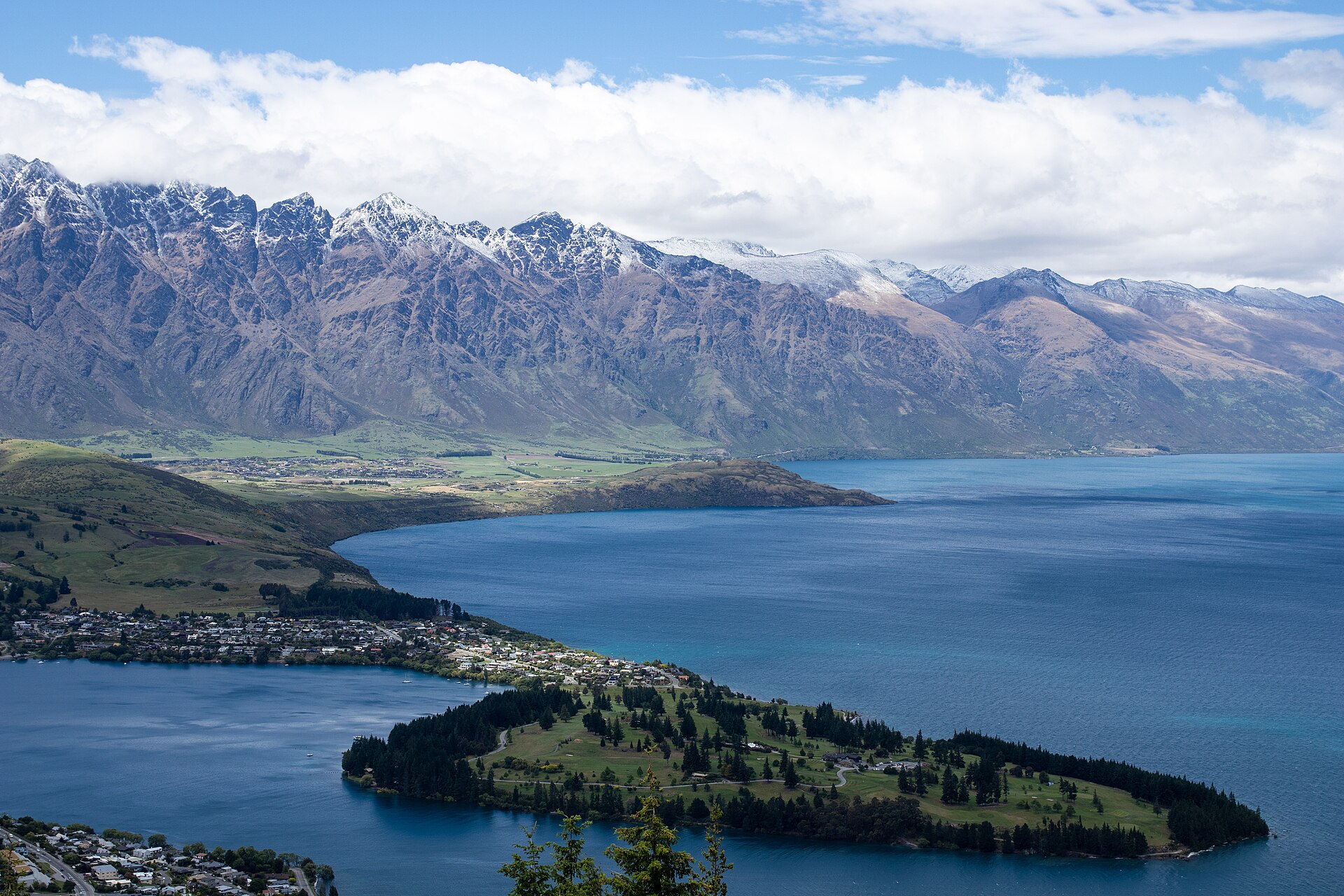 The Remarkables mountain range above Lake Wakatipu, Queenstown